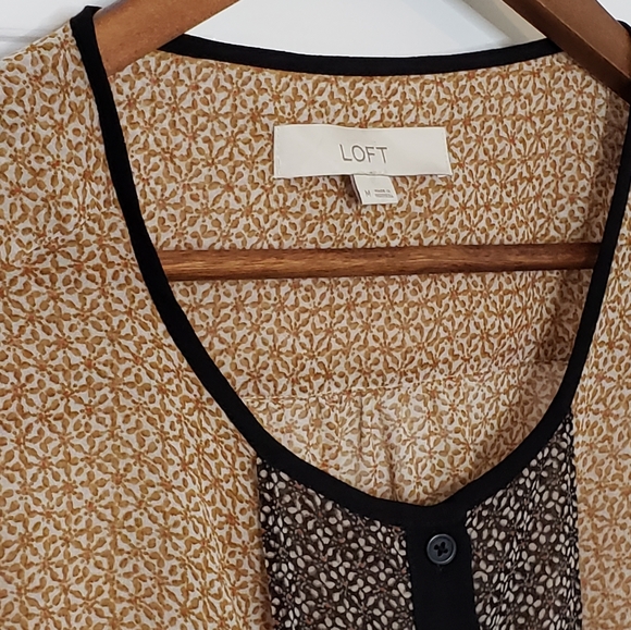 AnnTaylor Button Font Trending Sheer Mix Print Blouse ♡ - Picture 7 of 17